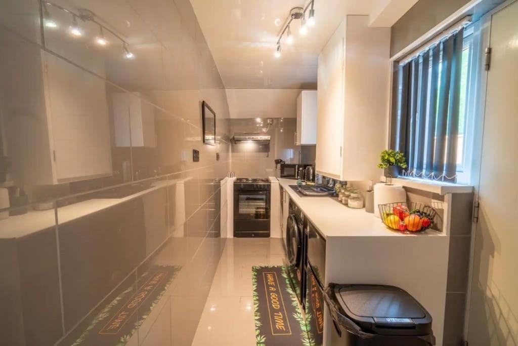 Entire Home In נוטינגהאם מראה חיצוני תמונה